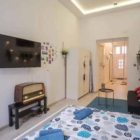 Apartment Kiraly88 - Location In Budapest!